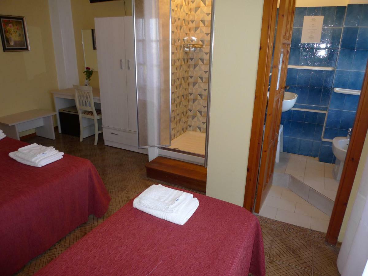Hotel Alexander Санта-Доменика Экстерьер фото
